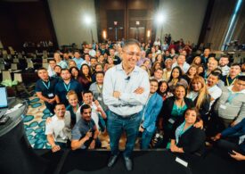 Raul Luna is Teaching Real Estate Investment to Thousands of Students Based on the Practices that He Uses Everyday and Have Led to His Success.
