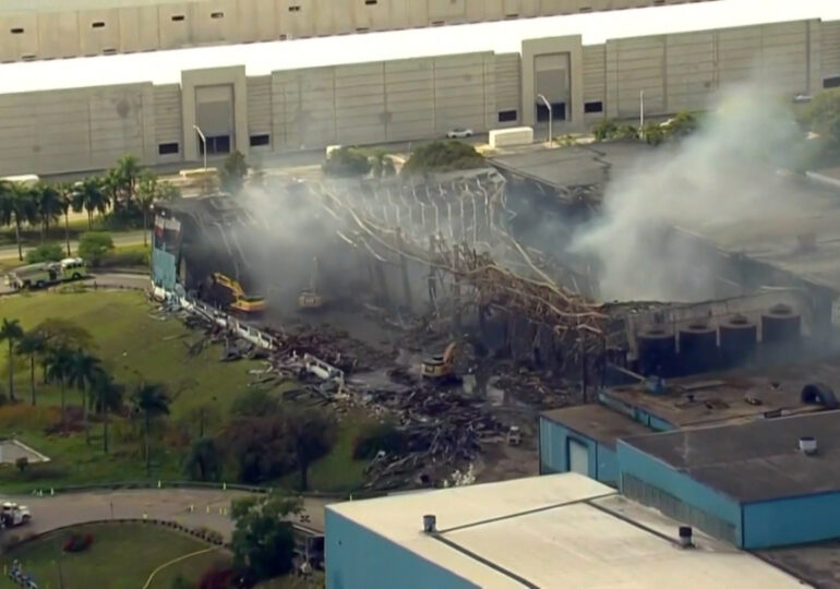 Due to fire at Miami-Dade garbage plant, residents are asked to stay indoors amid air quality concerns